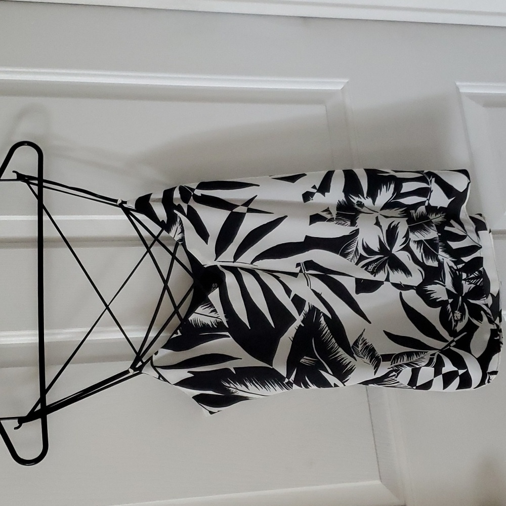 Express Palm Criss Cross Tank